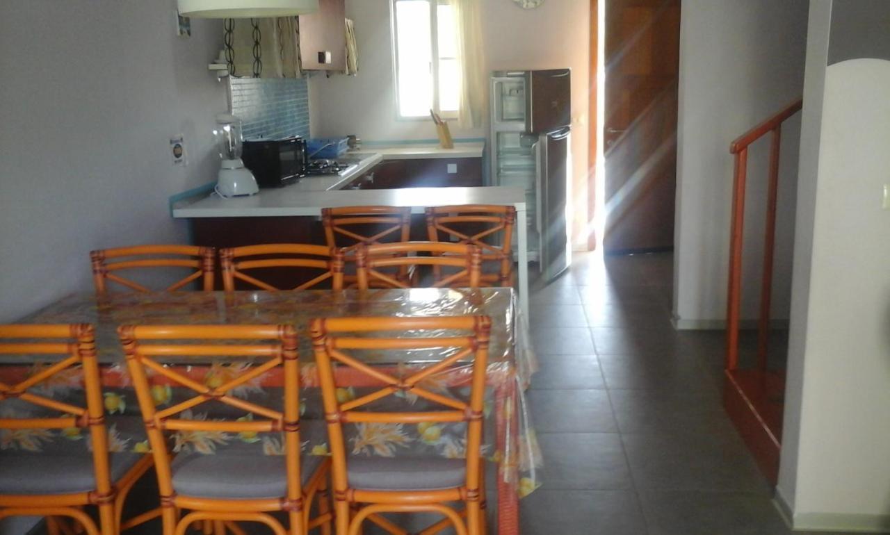 Residencial Las Palmeras De Willy بوكا شيكا المظهر الخارجي الصورة